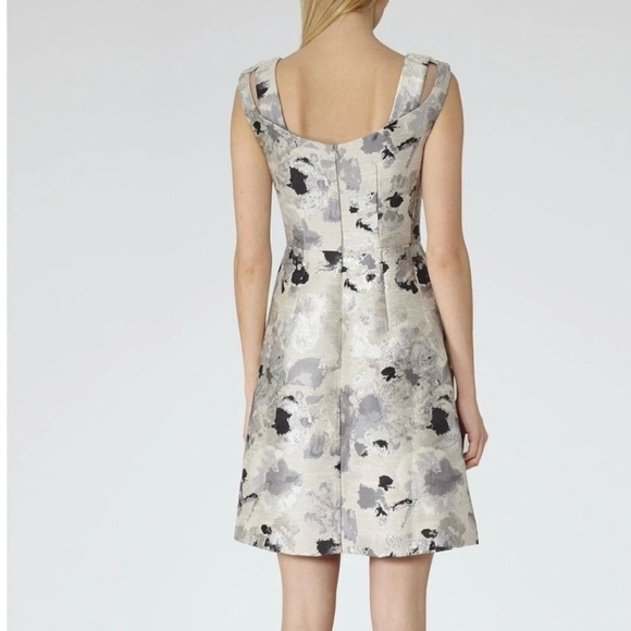 Reiss  Melba Metalic Jacquard A Line Dress  - Size 8 - Picture 2 of 10